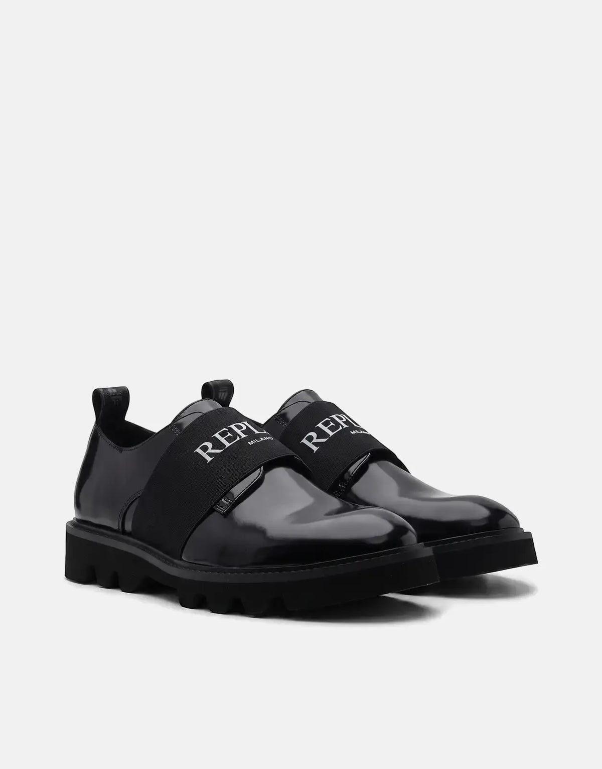Replay Canver Brush SA Black/White slip-on sneakers in glossy patent leather with elastic logo strap.