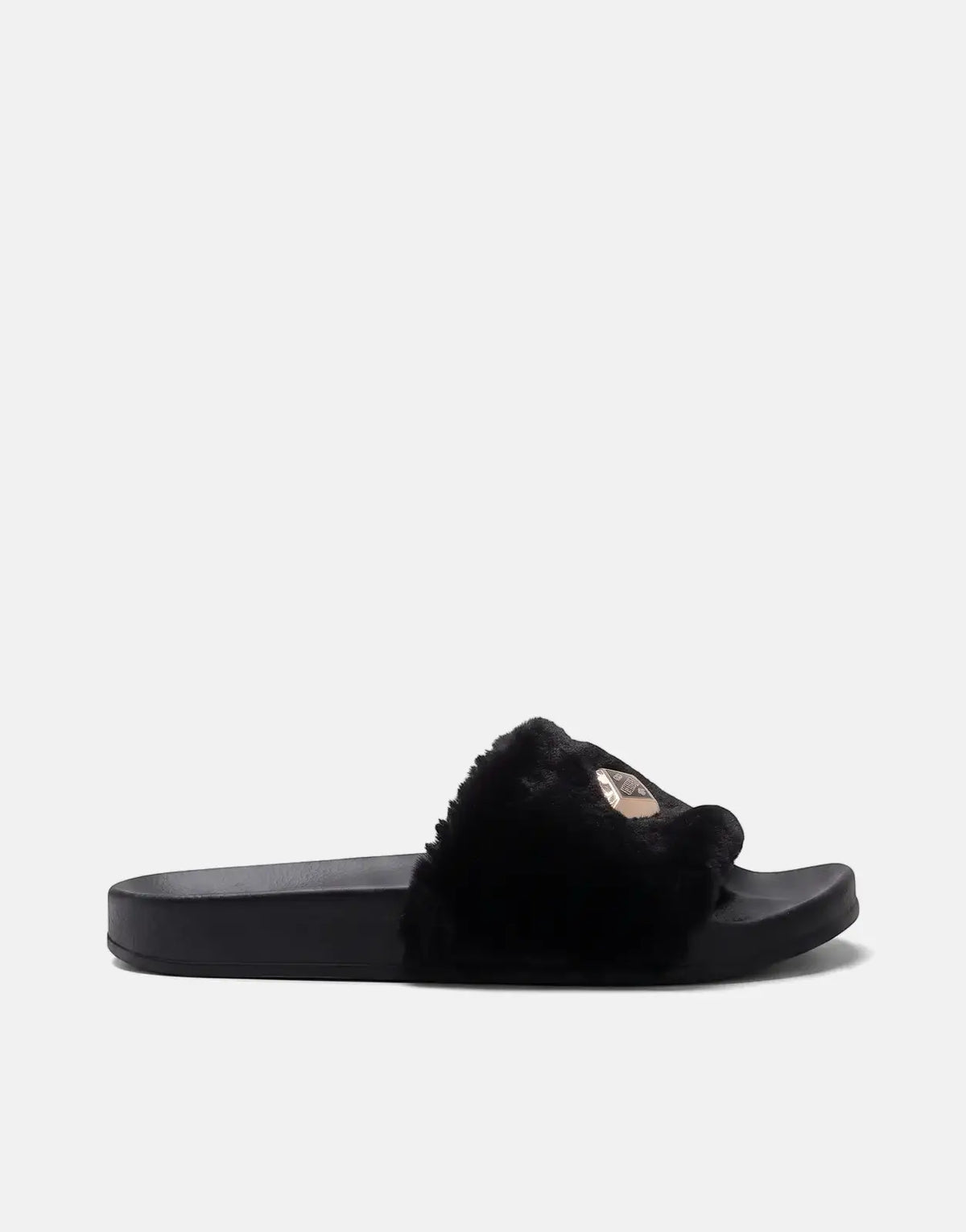 Replay Up W Along black slides with plush fur strap and textured sole, open-toe casual footwear for everyday wear.