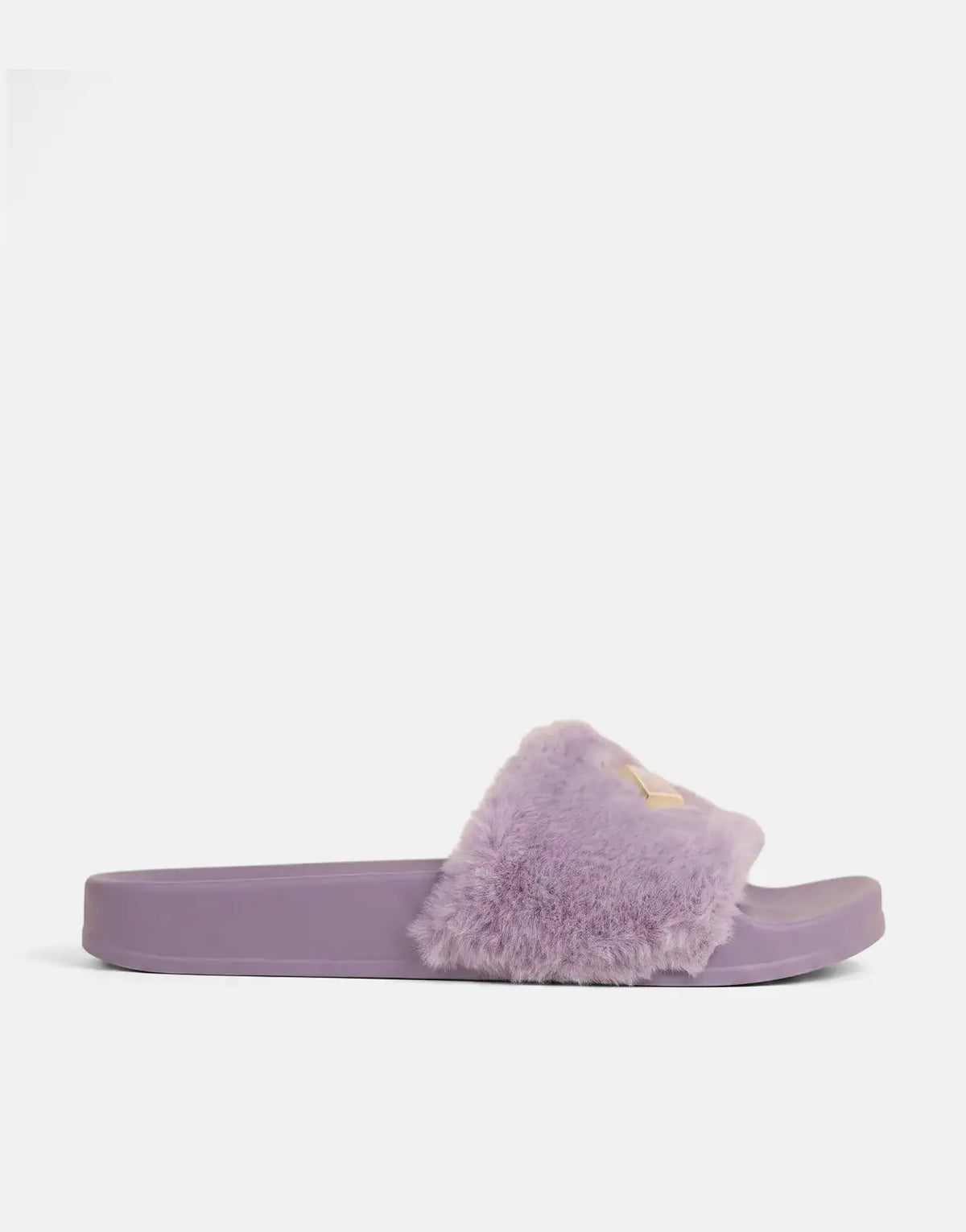 Side view of a single Replay Up W Along Lilac slide with a plush furry upper and a smooth sole.